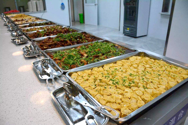 飯堂承包管不好不用愁，交給專(zhuān)業(yè)餐飲公司